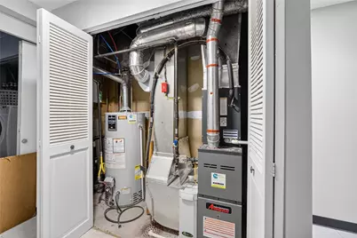 512 Dogwood Ct, Ross Twp, PA 15237 - Photo 22