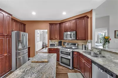 334 Patriot Ln, Economy, PA 15042 - Photo 16