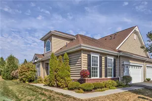 334 Patriot Ln, Economy, PA 15042 - Photo 2