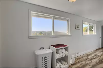 512 Ore St, Ellwood City, PA 16117 - Photo 20
