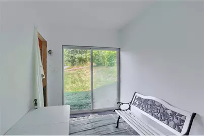 512 Ore St, Ellwood City, PA 16117 - Photo 16