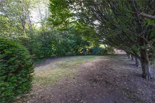 315 Lavina Ave, Pittsburgh, PA 15216 - Photo 26