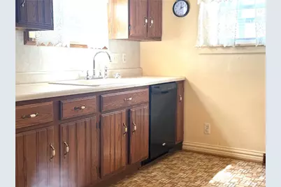 140 E Edison Ave, New Castle, PA 16101 - Photo 8