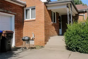 1638 Shady Dr, Farrell, PA 16121 - Photo 2