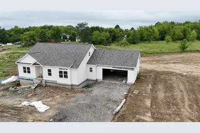 660 Kingdom Drive, Hickory Township, PA 16101 - Photo 4