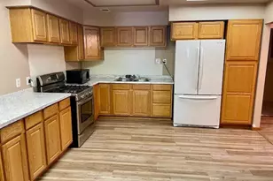 221 S Oakland Ave, Sharon, PA 16146 - Photo 8