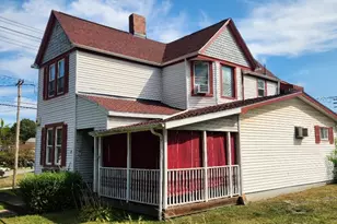 29 Pittsburgh Cir, Ellwood City, PA 16117 - Photo 4