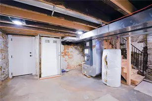 906 11th St, New Brighton, PA 15066 - Photo 38