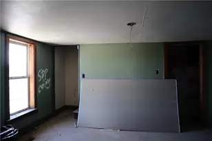 114 E Church Ave, Masontown, PA 15461 - Photo 28