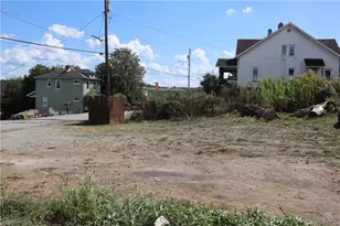 114 E Church Ave, Masontown, PA 15461 - Photo 8