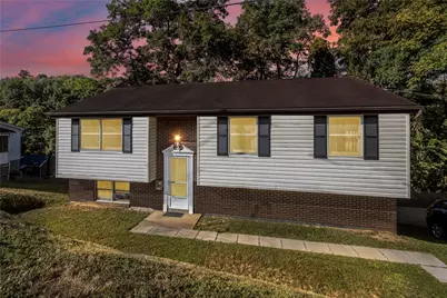 310 Bow St, Canonsburg, PA 15317 - Photo 1