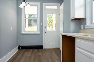 2924 Glendale, Pittsburgh, PA 15227 - Photo 10