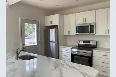 844 Gearing Ave, Pittsburgh, PA 15210 - Photo 10