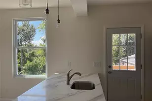 844 Gearing Ave, Pittsburgh, PA 15210 - Photo 12