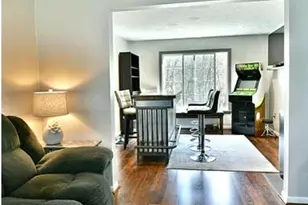 290 Shady Glen Dr, Moon/Crescent Twp, PA 15108 - Photo 12