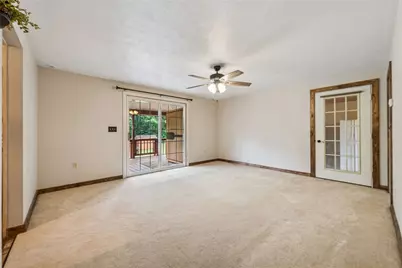 21 Andrews Ave, Derry Township, PA 15671 - Photo 10