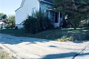 21 Buttonwood Ave, Washington, PA 15301 - Photo 1