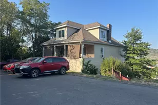 941 Pine St, Ambridge, PA 15003 - Photo 28