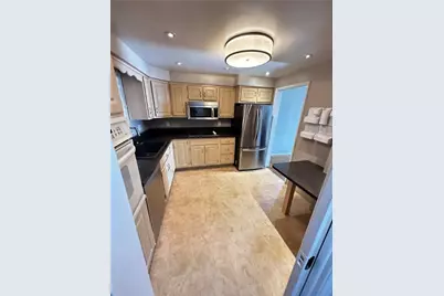 5534 Pocusset St, Pittsburgh, PA 15217 - Photo 14