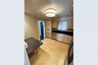 5534 Pocusset St, Pittsburgh, PA 15217 - Photo 16