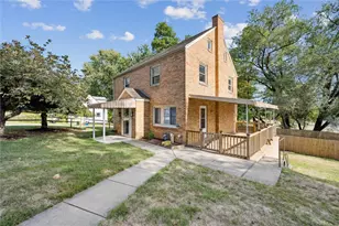 1167 Lapish Rd, Pittsburgh, PA 15212 - Photo 2