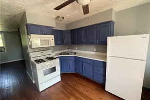 899 9th St, Ambridge, PA 15003 - Photo 2