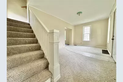 1810 Tony St, Shenango Township, PA 16101 - Photo 4