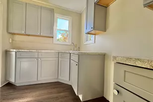 1810 Tony St, Shenango Township, PA 16101 - Photo 10