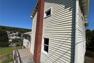 1008 38th St, Northern Cambria School District, PA 15714 - Photo 2