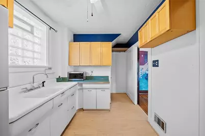 1420 Bellaire Pl, Pittsburgh, PA 15226 - Photo 10