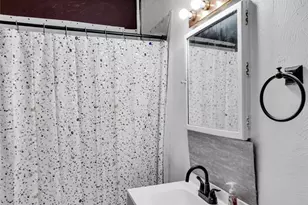 211 E 7th Ave, Tarentum, PA 15084 - Photo 16