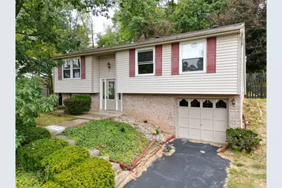 1613 Shawmut Dr, Pittsburgh, PA 15116 - Photo 2