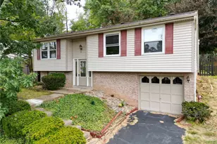1613 Shawmut Dr, Pittsburgh, PA 15116 - Photo 2