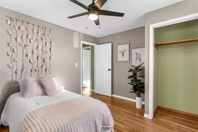 2085 Debrakeleer, Farrell, PA 16121 - Photo 14