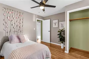 2085 Debrakeleer, Farrell, PA 16121 - Photo 14