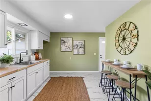 2085 Debrakeleer, Farrell, PA 16121 - Photo 8