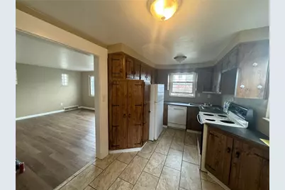 1406 Maryland Ave, West Mifflin, PA 15122 - Photo 4