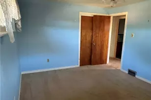 104 Windvale Dr, Pittsburgh, PA 15236 - Photo 10