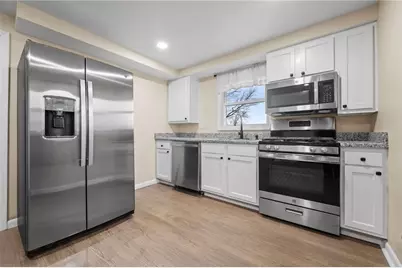 727 Scenery Dr, Elizabeth Twp/Boro, PA 15037 - Photo 8