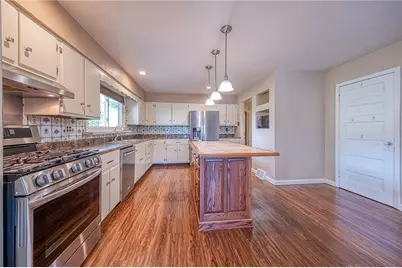 9 Meadow Dr, Somerset Twp, PA 15314 - Photo 14