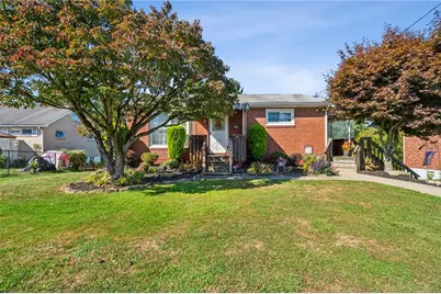 185 Thorn St, Oaklahoma Boro, PA 15613 - Photo 1