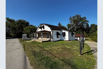 313 N Market St, Carmichaels-Cumberland, PA 15320 - Photo 1