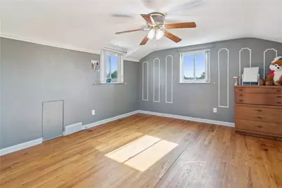 952 Fredericka Dr, South Park, PA 15236 - Photo 16