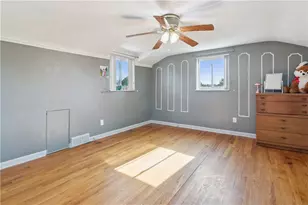 952 Fredericka Dr, South Park, PA 15236 - Photo 16