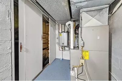 952 Fredericka Dr, South Park, PA 15236 - Photo 30