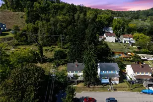 3608 Edgewood St, South Park, PA 15129 - Photo 6