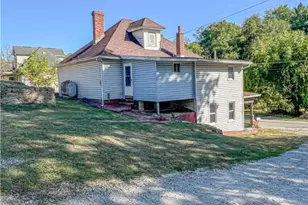 225 Lynn Rd, Brownsville, PA 15417 - Photo 6