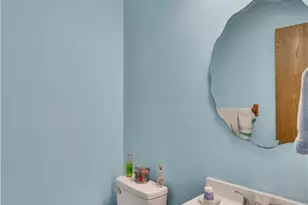 68 New London Dr, Oakmont, PA 15139 - Photo 8