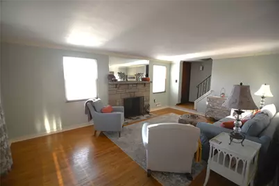 130 Gerard Dr, Pittsburgh, PA 15209 - Photo 2