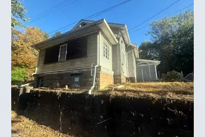 120 Woodhaven Dr, Big Beaver, PA 15010 - Photo 1